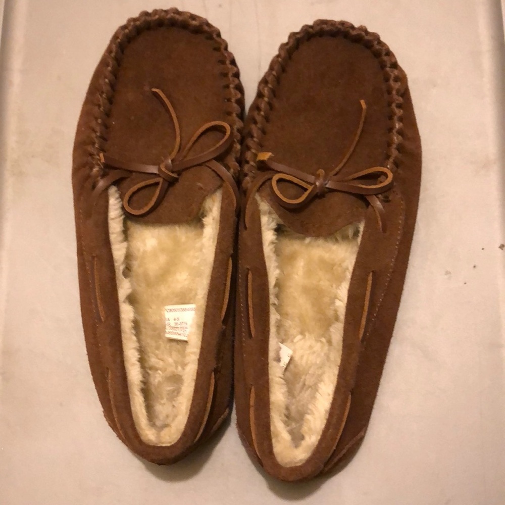 Leather slippers with rubber soles